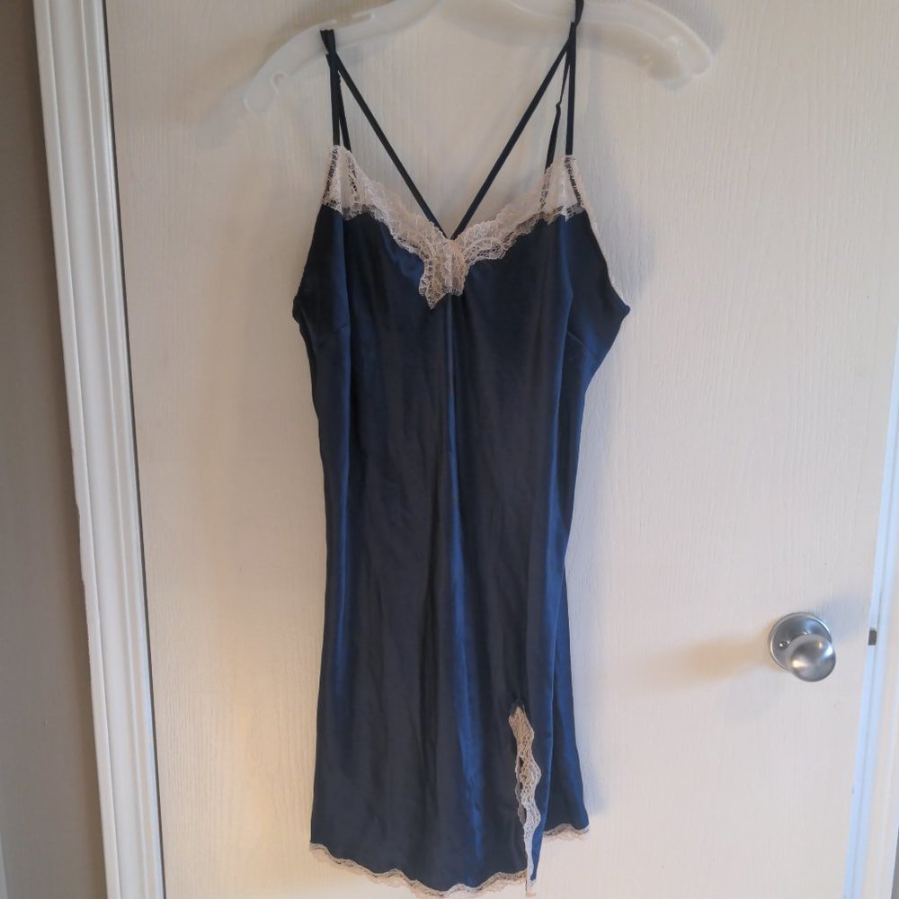 Victoria's Secret Slip
